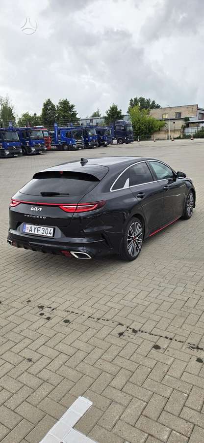 Kia ProCeed, 1.6 l., hatchback