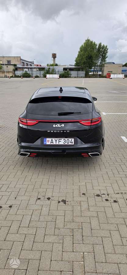 Kia ProCeed, 1.6 l., hatchback