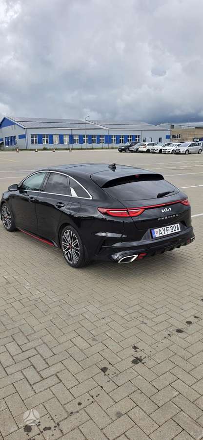 Kia ProCeed, 1.6 l., hatchback