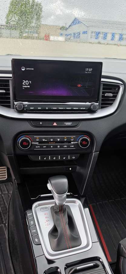 Kia ProCeed, 1.6 l., hatchback