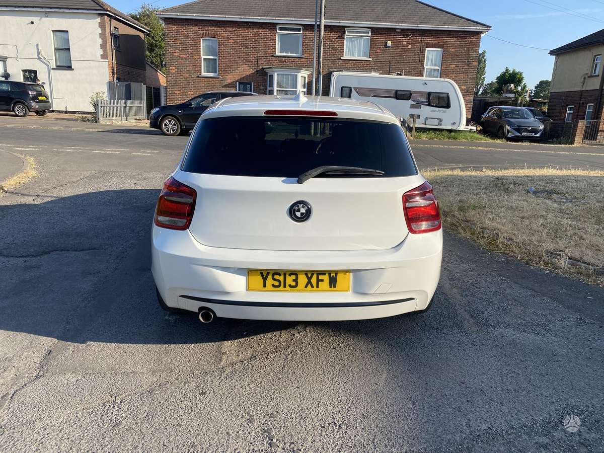 BMW 118, 2.0 l., Хэтчбек