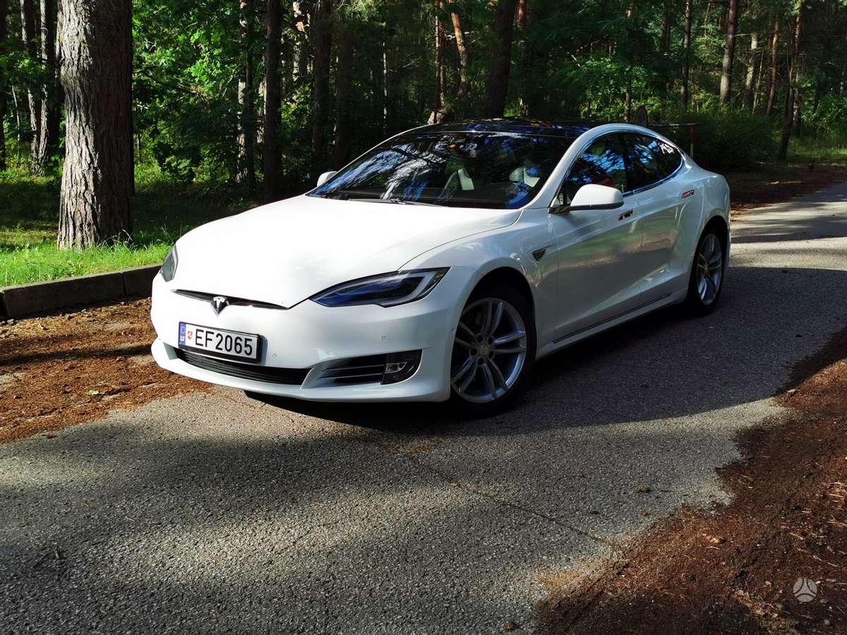 Tesla Model S, 90 kWh, hatchback