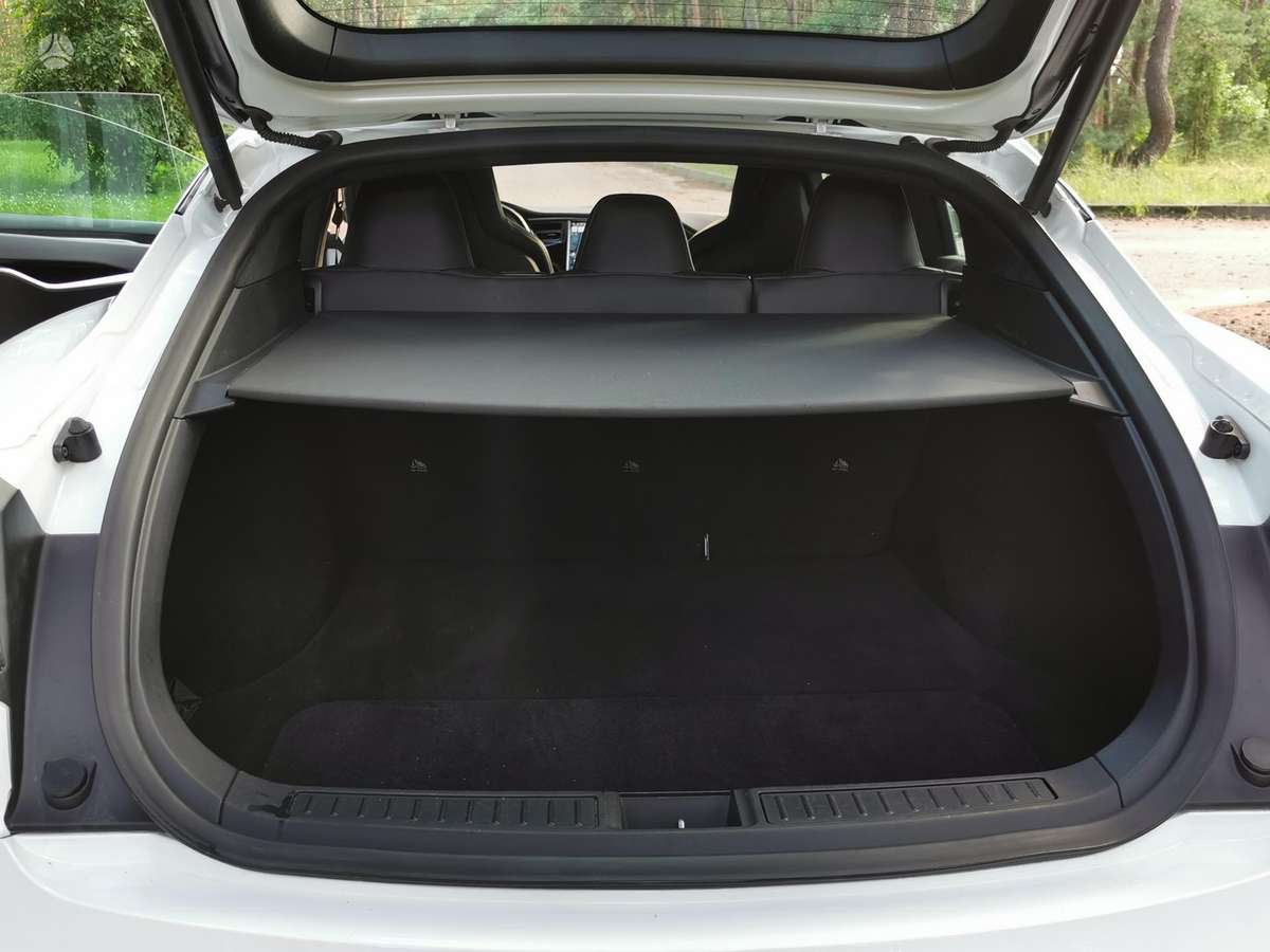 Tesla Model S, 90 kWh, hečbekas