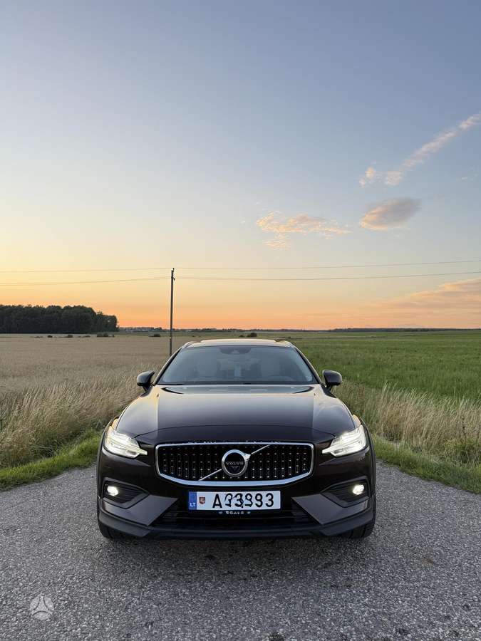 Volvo V60 Cross Country - 2