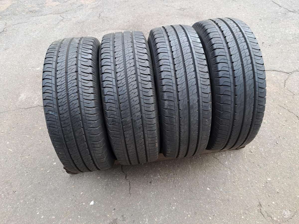 Goodyear EfficientGrip, summer 215/65 R16