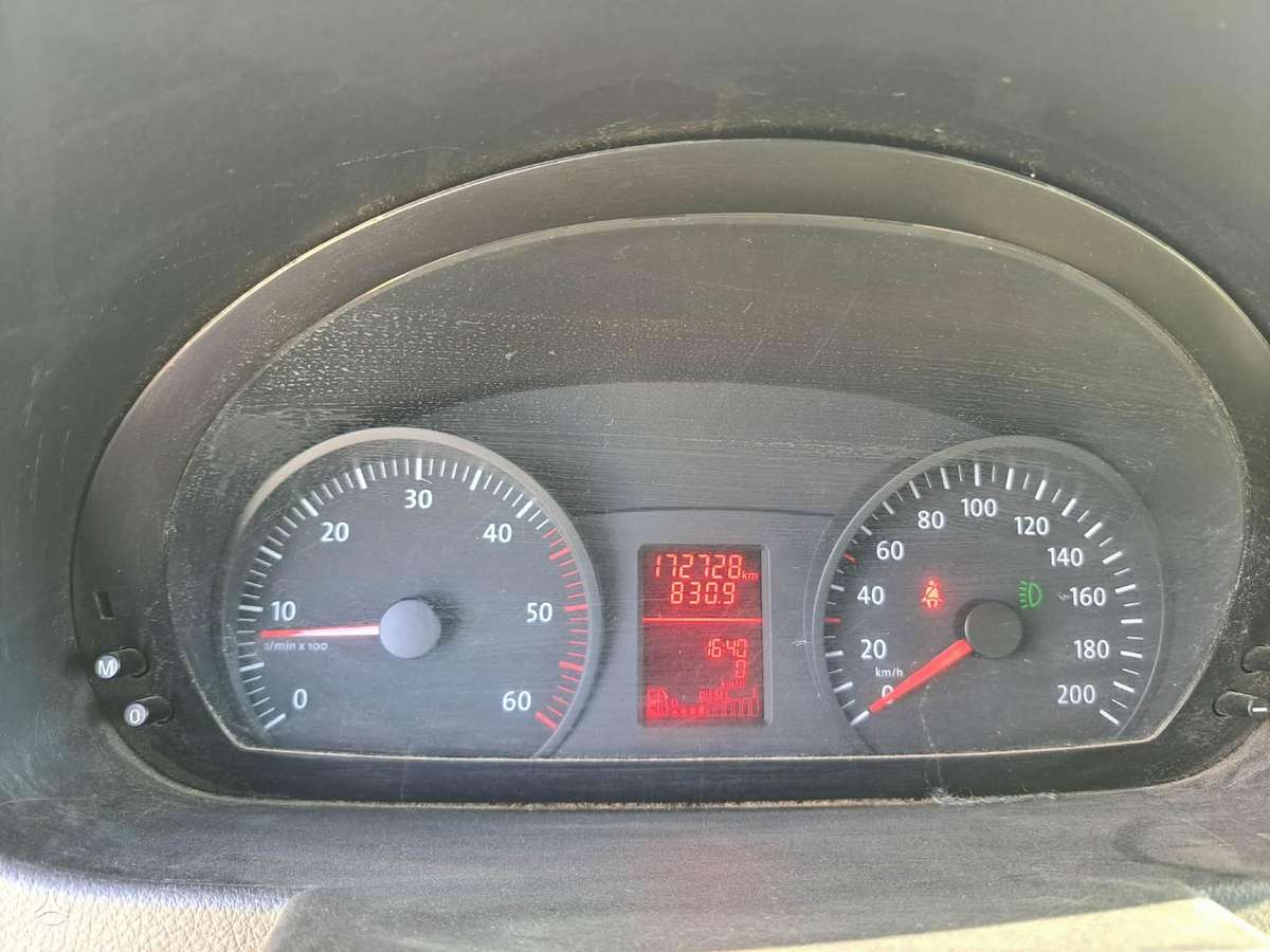 Volkswagen Crafter - 10