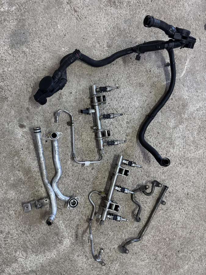 Porsche Macan engine parts