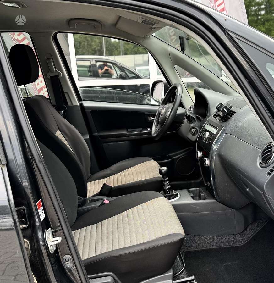 Fiat Sedici, 2.0 l., Хэтчбек
