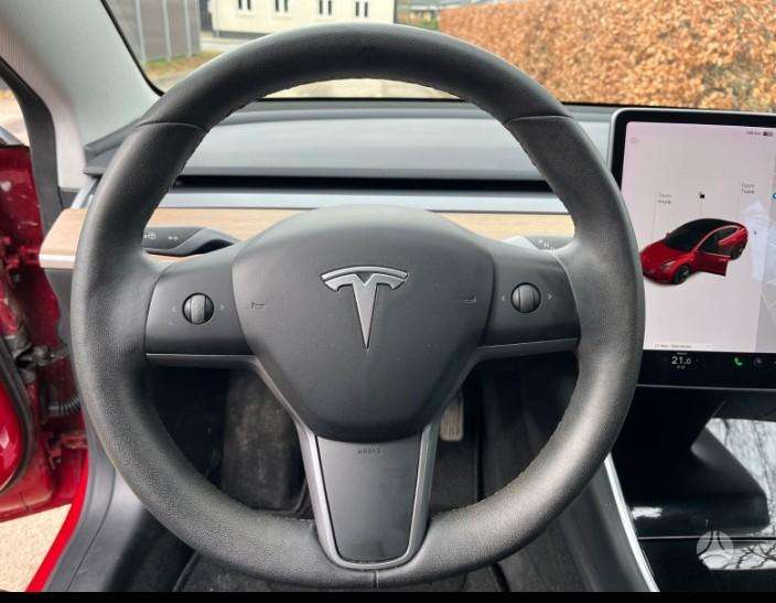Tesla Model 3, 62 кВт·ч, Седан