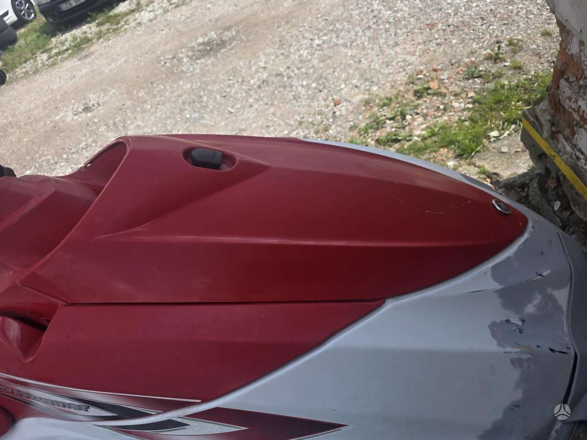 Yamaha Vx1100A-D. Dalimis, jet skis