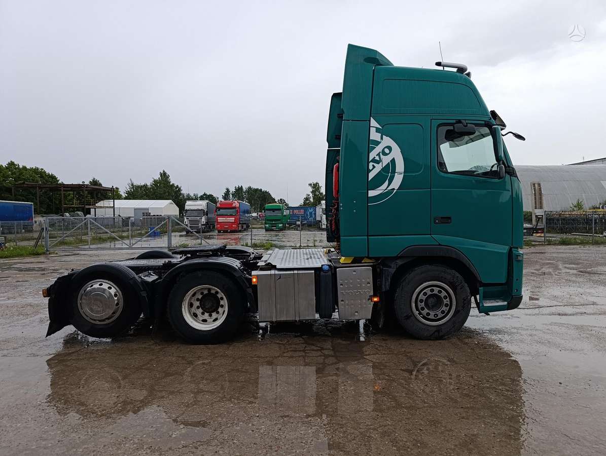 Volvo FH480 6x2, double sleeper