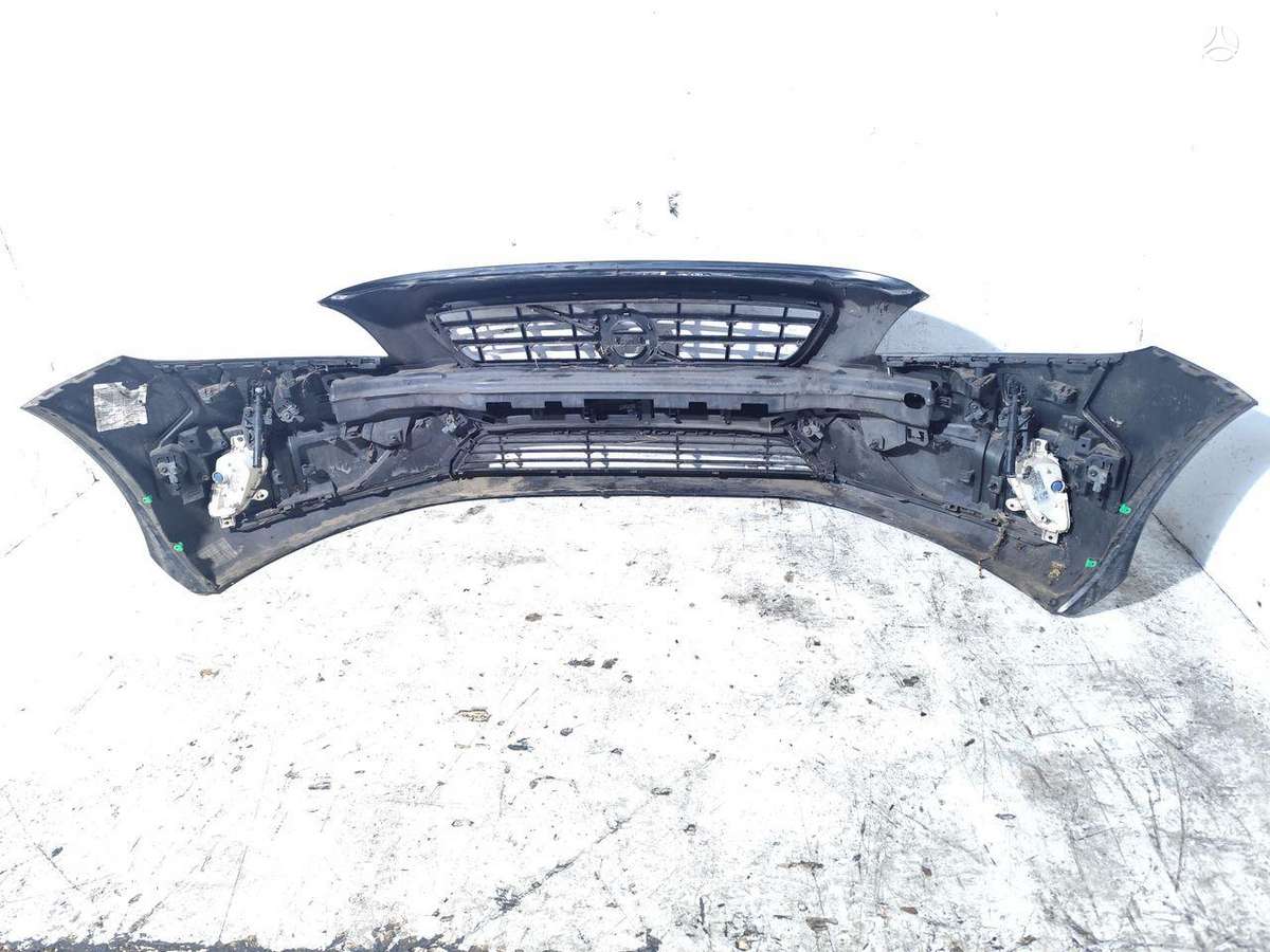 Volvo V40 bumpers