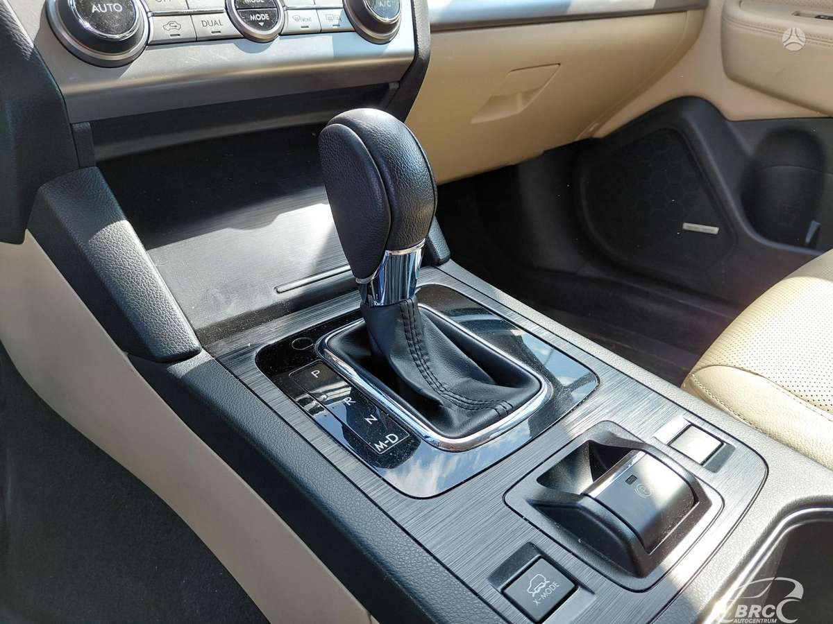 Subaru Outback, 2.5 l., Универсал