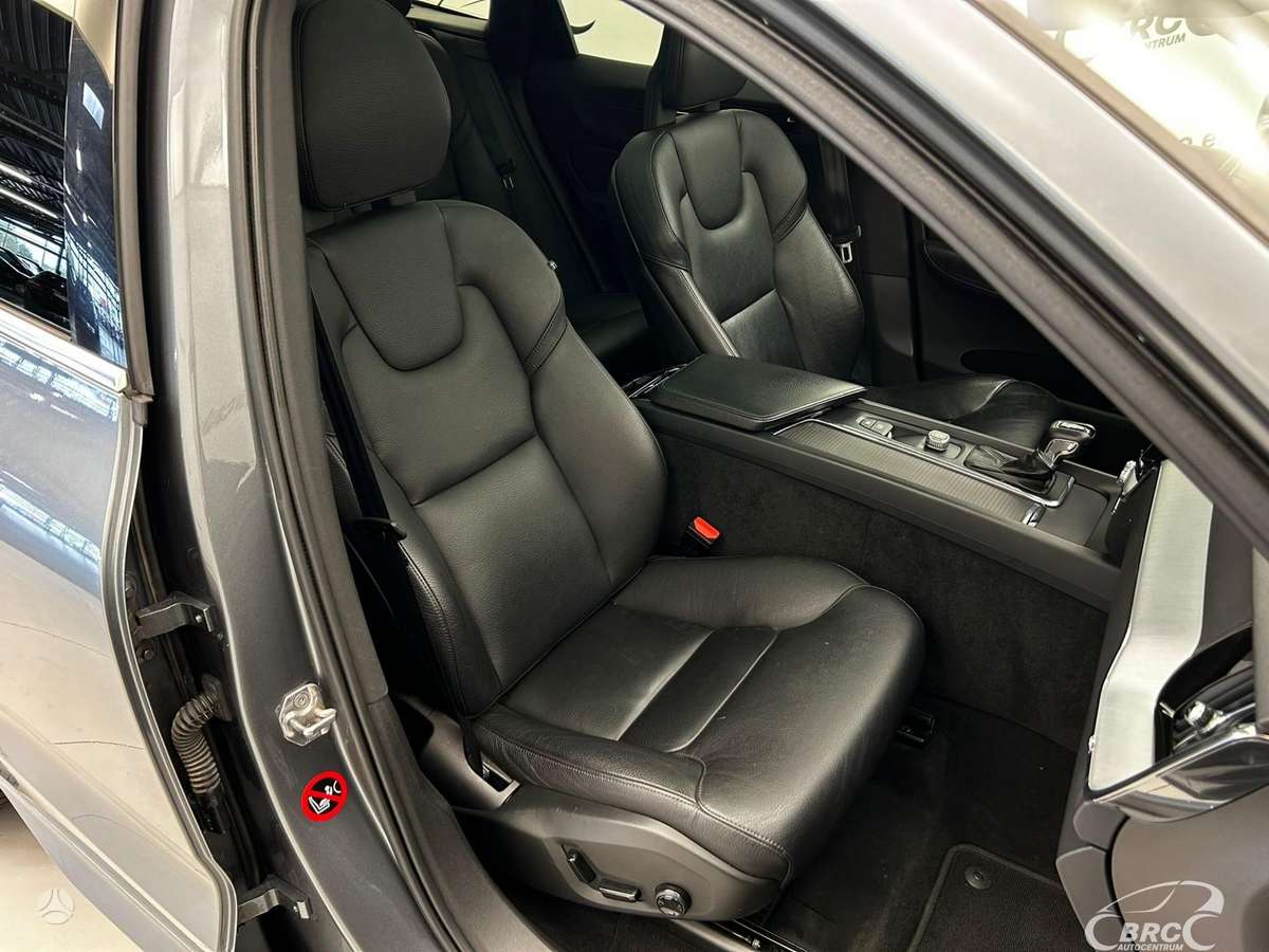 Volvo XC60, 2.0 l., wagon