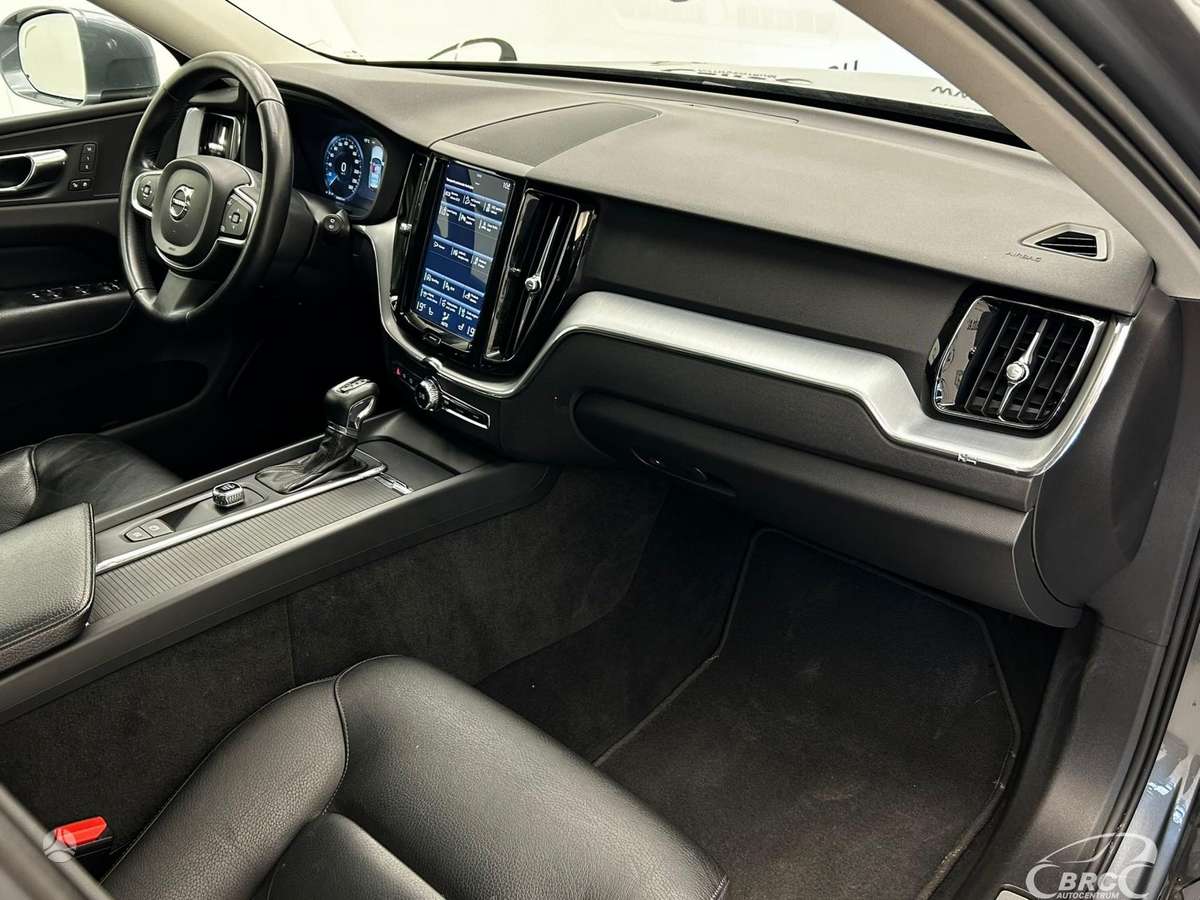 Volvo XC60, 2.0 l., wagon