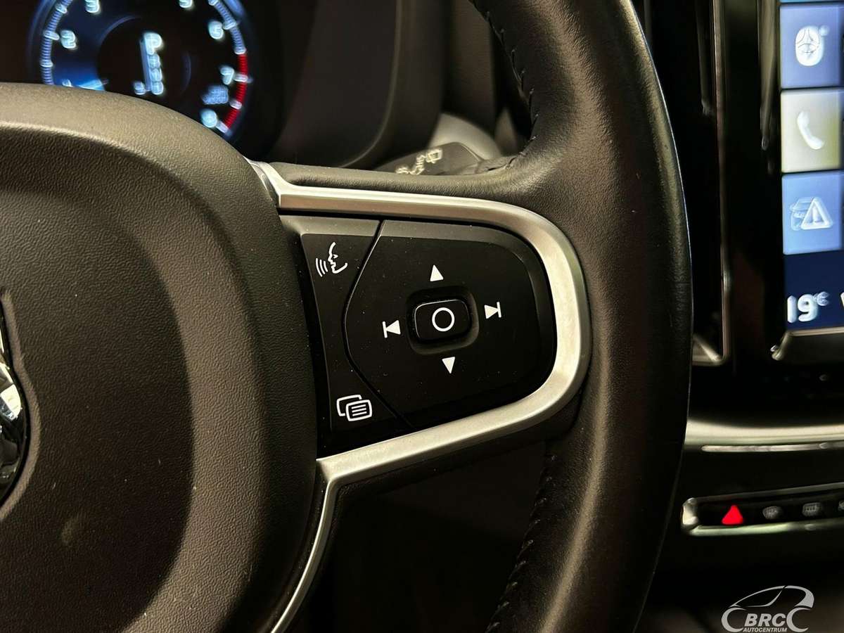 Volvo XC60, 2.0 l., wagon