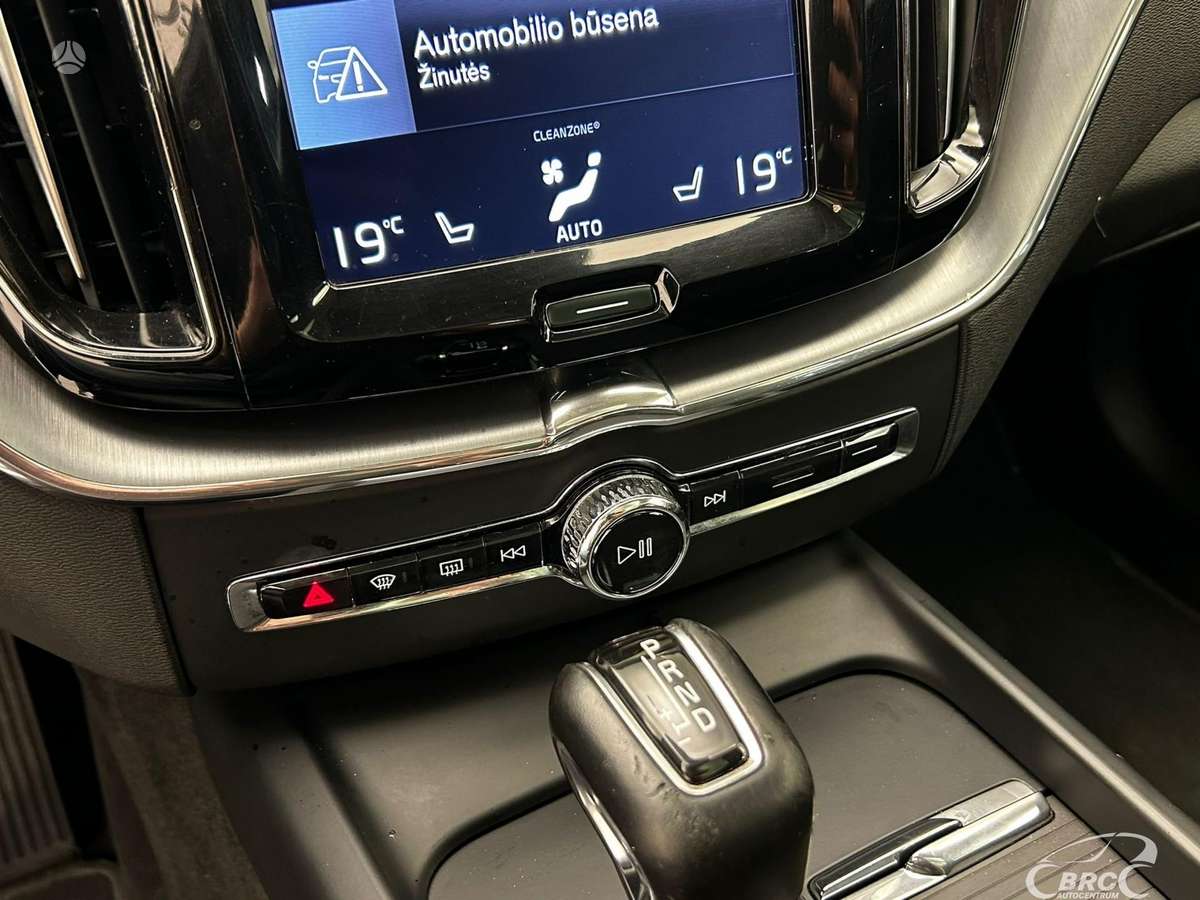 Volvo XC60, 2.0 l., wagon