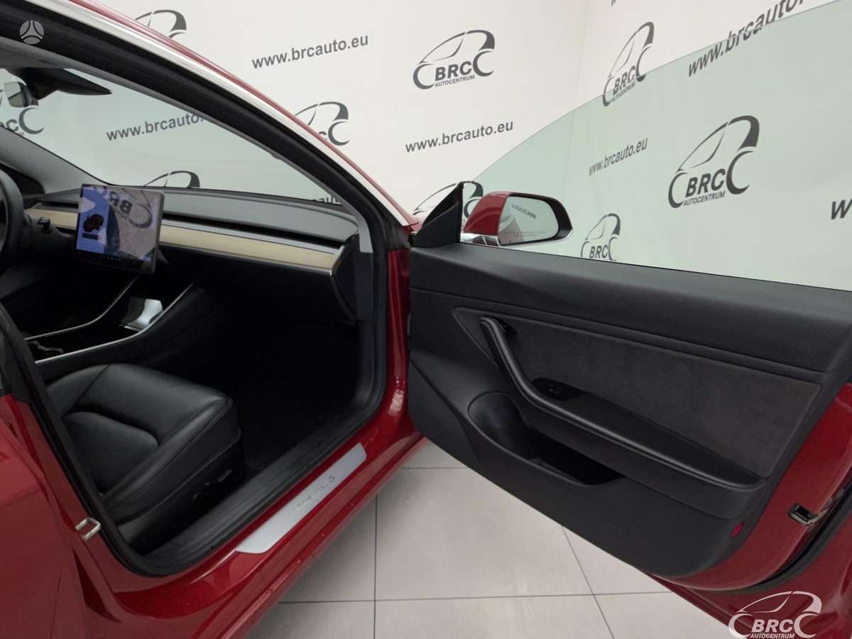 Tesla Model 3, 75 кВт·ч, Седан