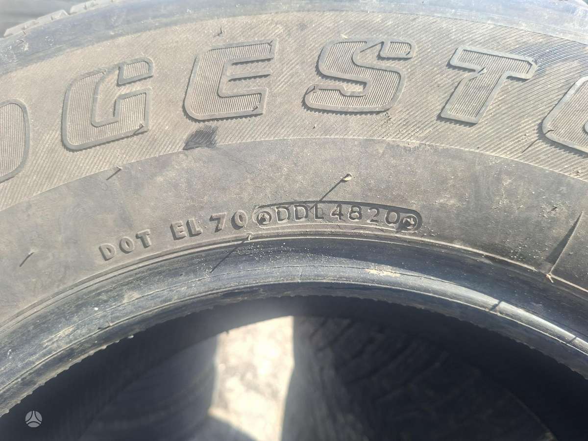 Bridgestone, vasarinės 265/70 R17