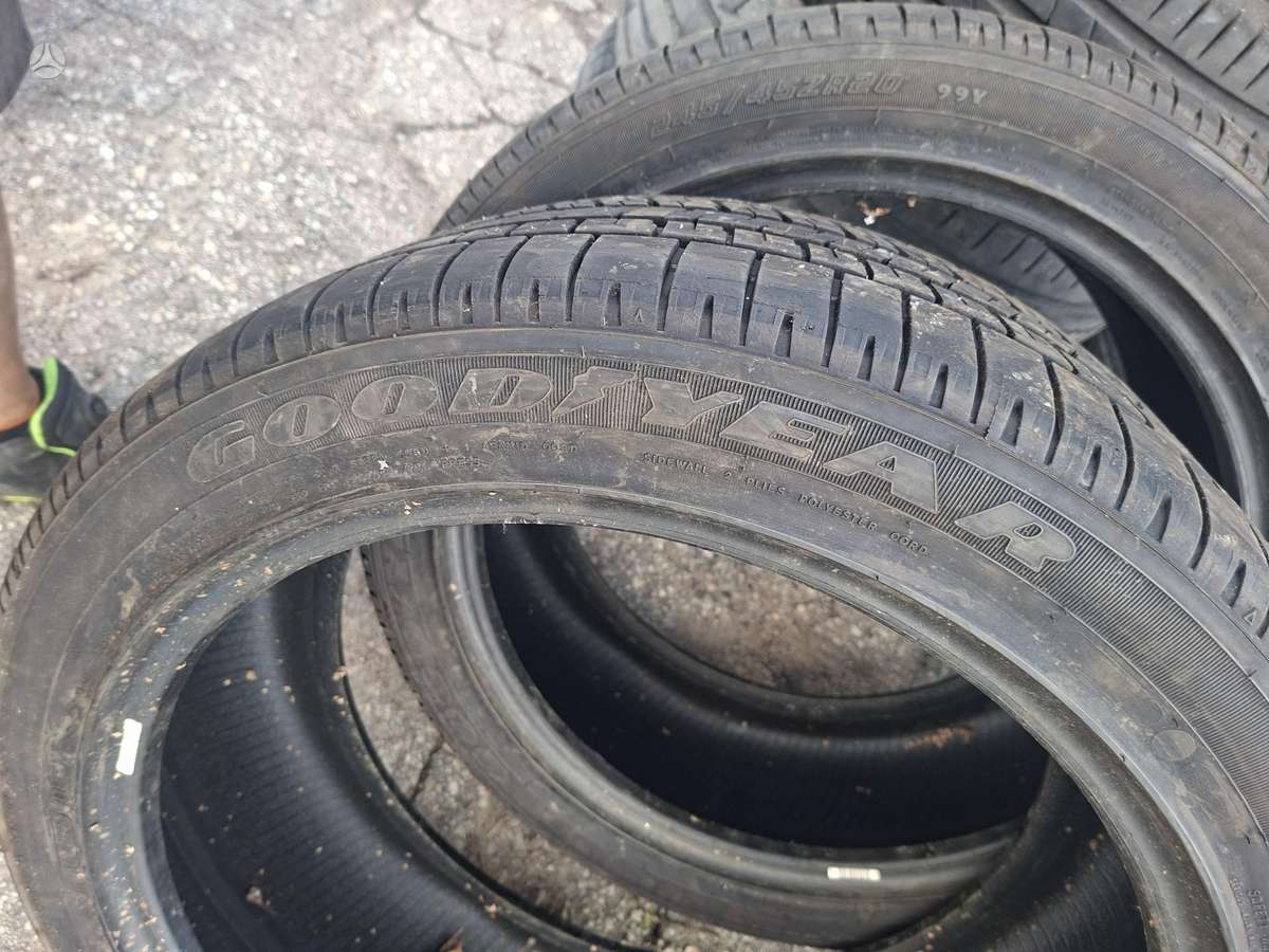 Goodyear, vasarinės 245/45 R20