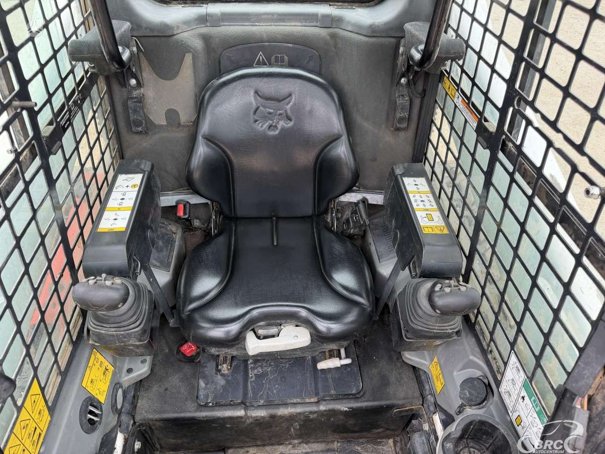 Bobcat T770, other