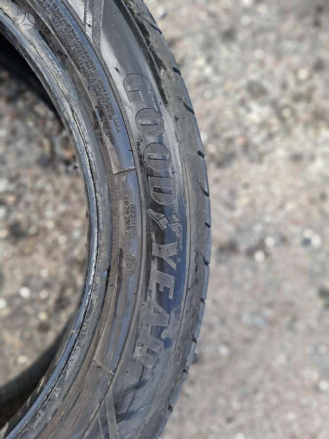Goodyear Effigripperformance2, summer 215/50 R17
