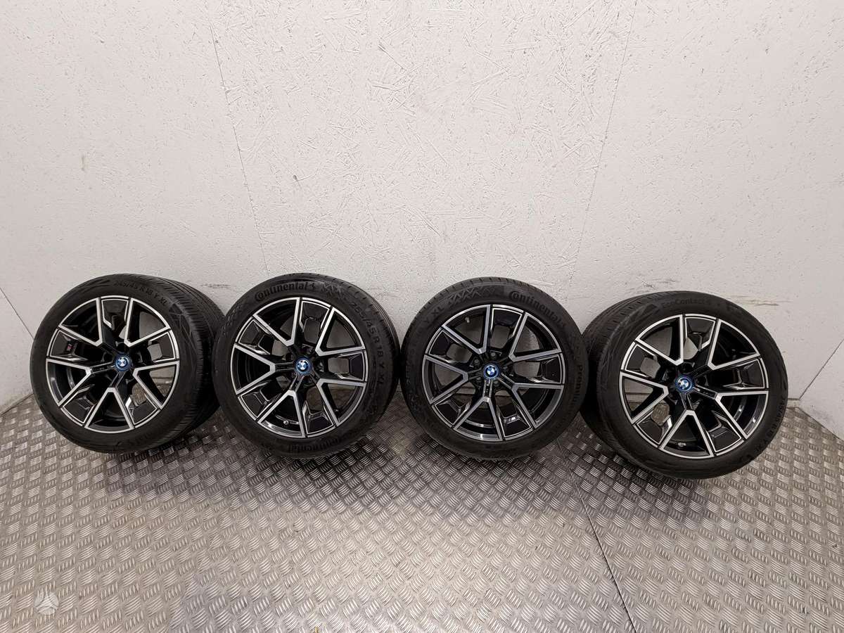 BMW I4, lengvojo lydinio, R18