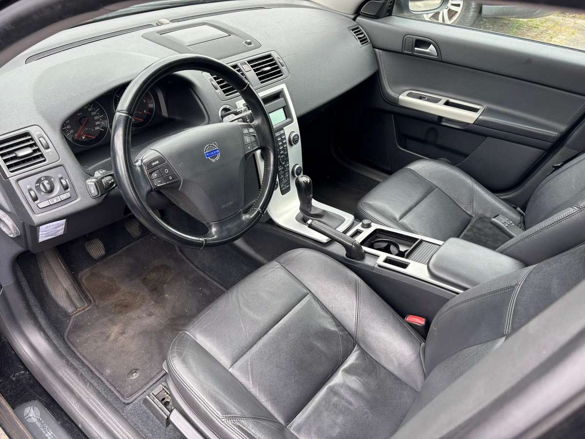 Volvo V50, 2.0 l., wagon