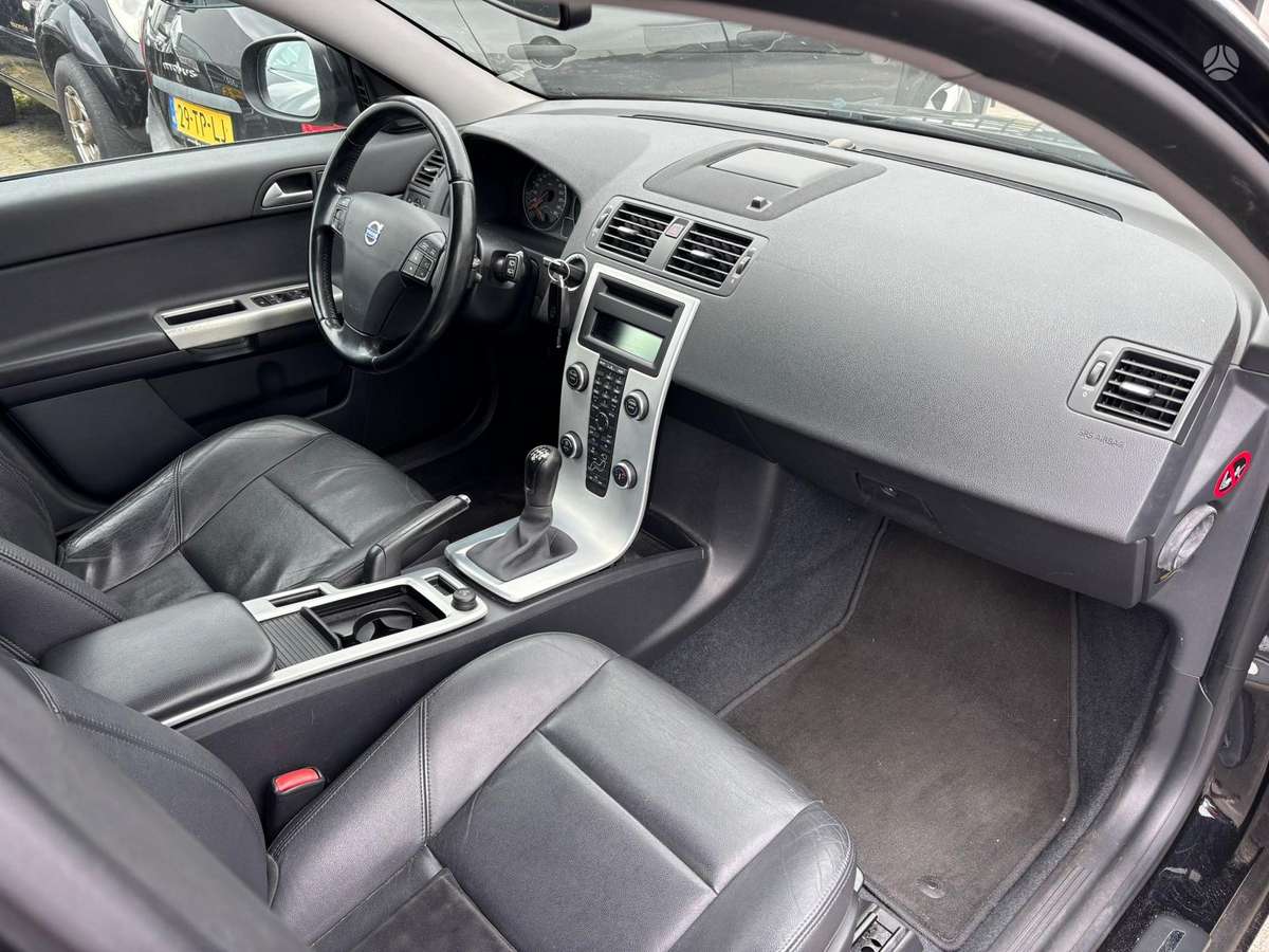 Volvo V50, 2.0 l., wagon