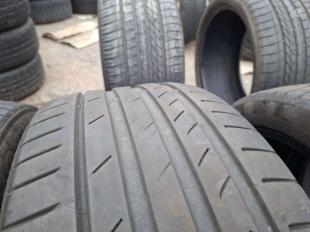 Kumho, summer 235/40 R18