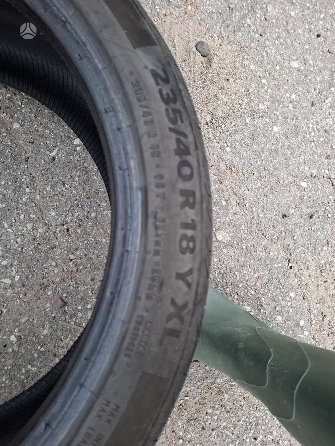 Continental, vasaras 235/40 R18