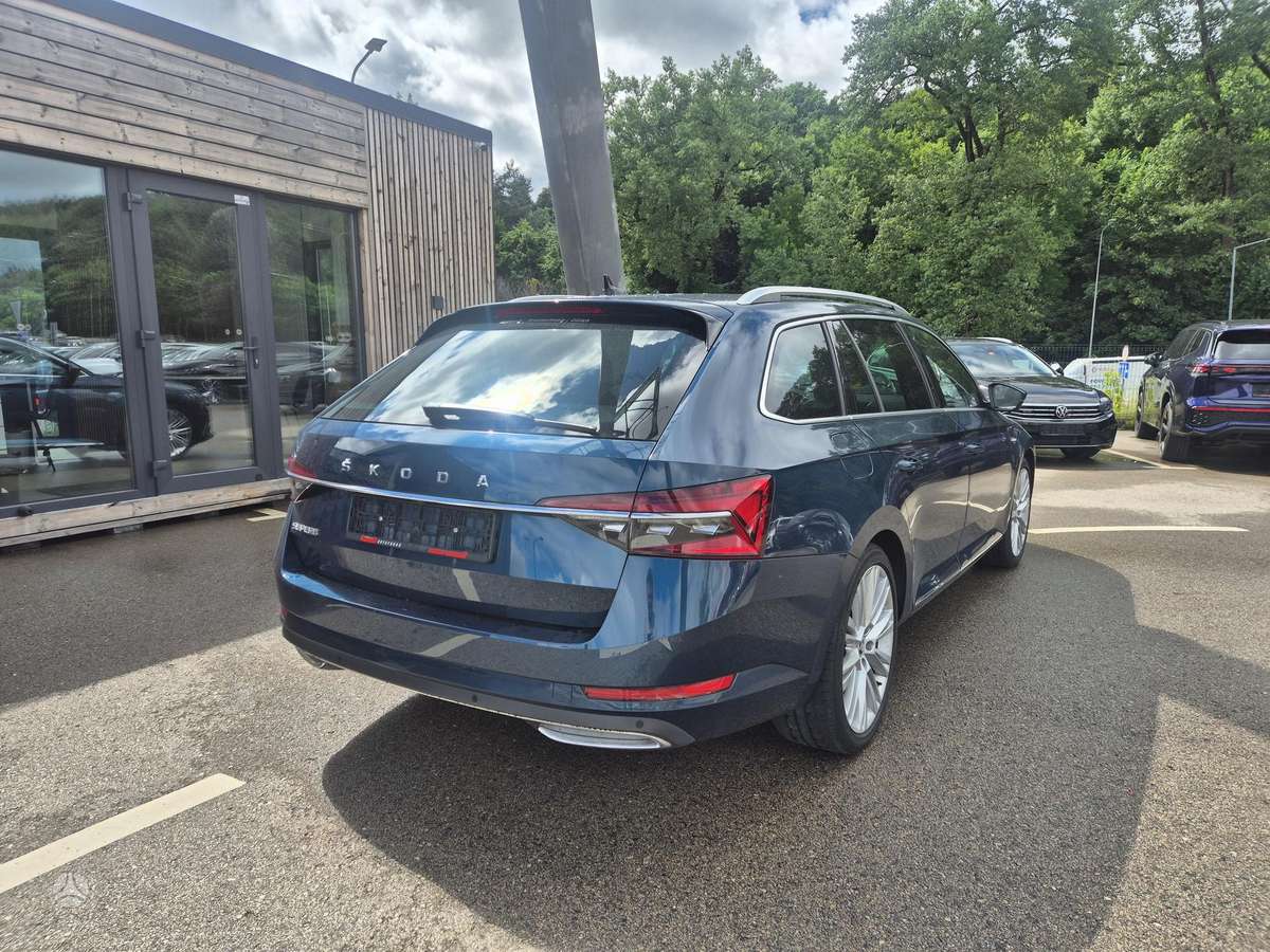 Skoda Superb, 2.0 l., Универсал