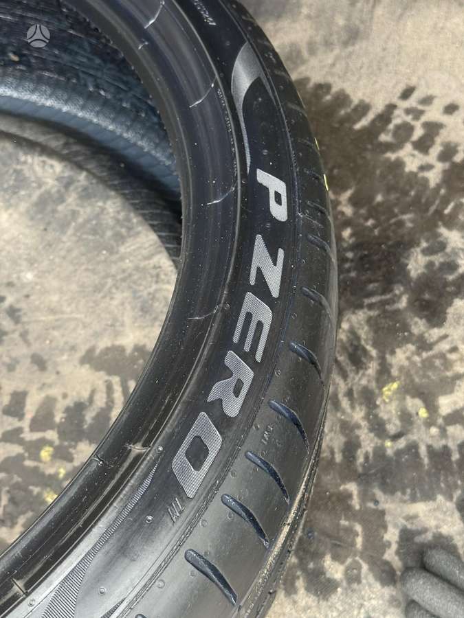 Pirelli PZero, летние 245/35 R20