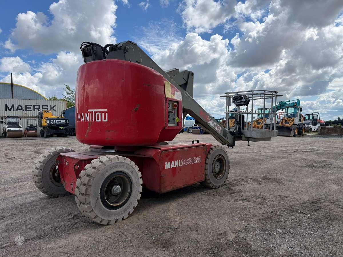 Manitou 150 AET, alkūniniai keltuvai