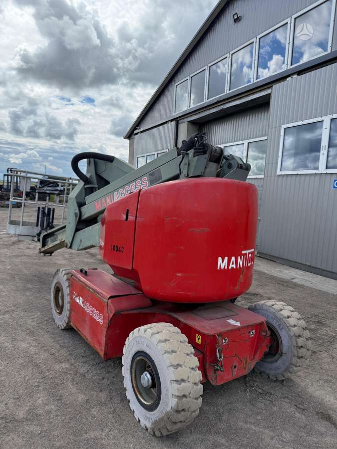 Manitou 150 AET, локтевые подъёмники
