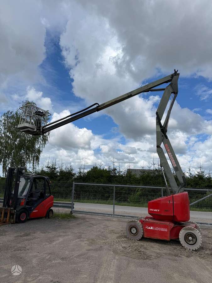 Manitou 150 AET, alkūniniai keltuvai