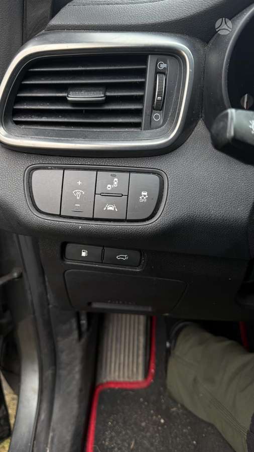 Kia Sorento, 2.2 l., off-road / crossover