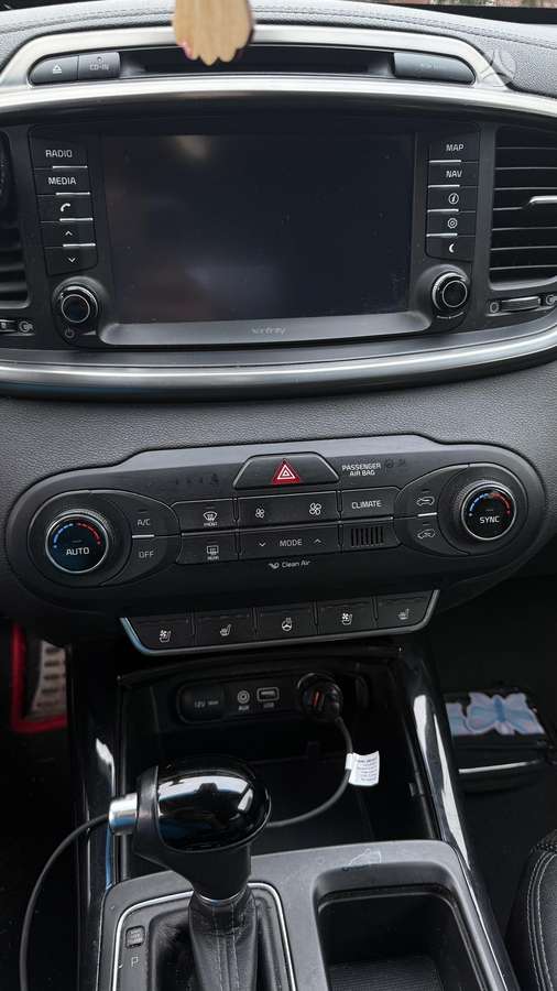 Kia Sorento, 2.2 l., off-road / crossover