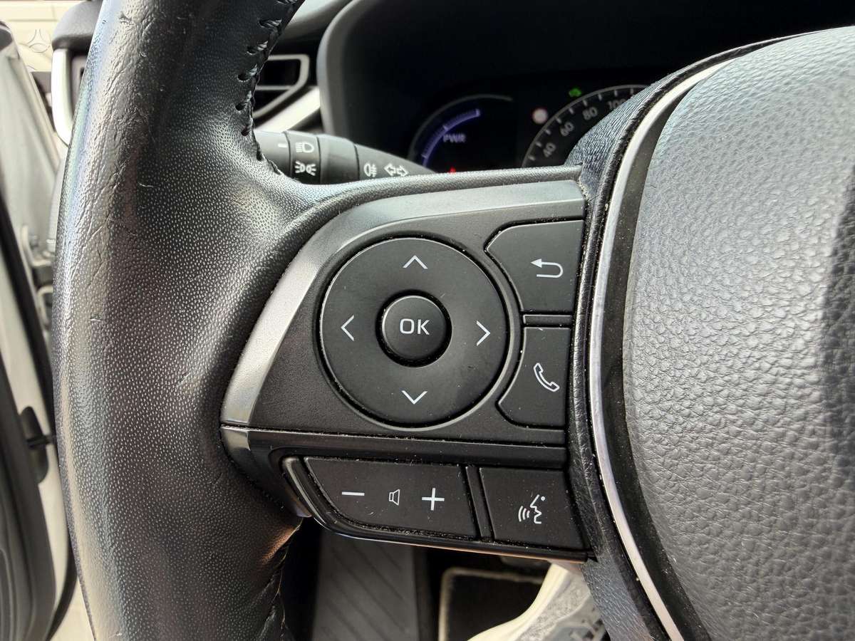 Toyota RAV4 - 11