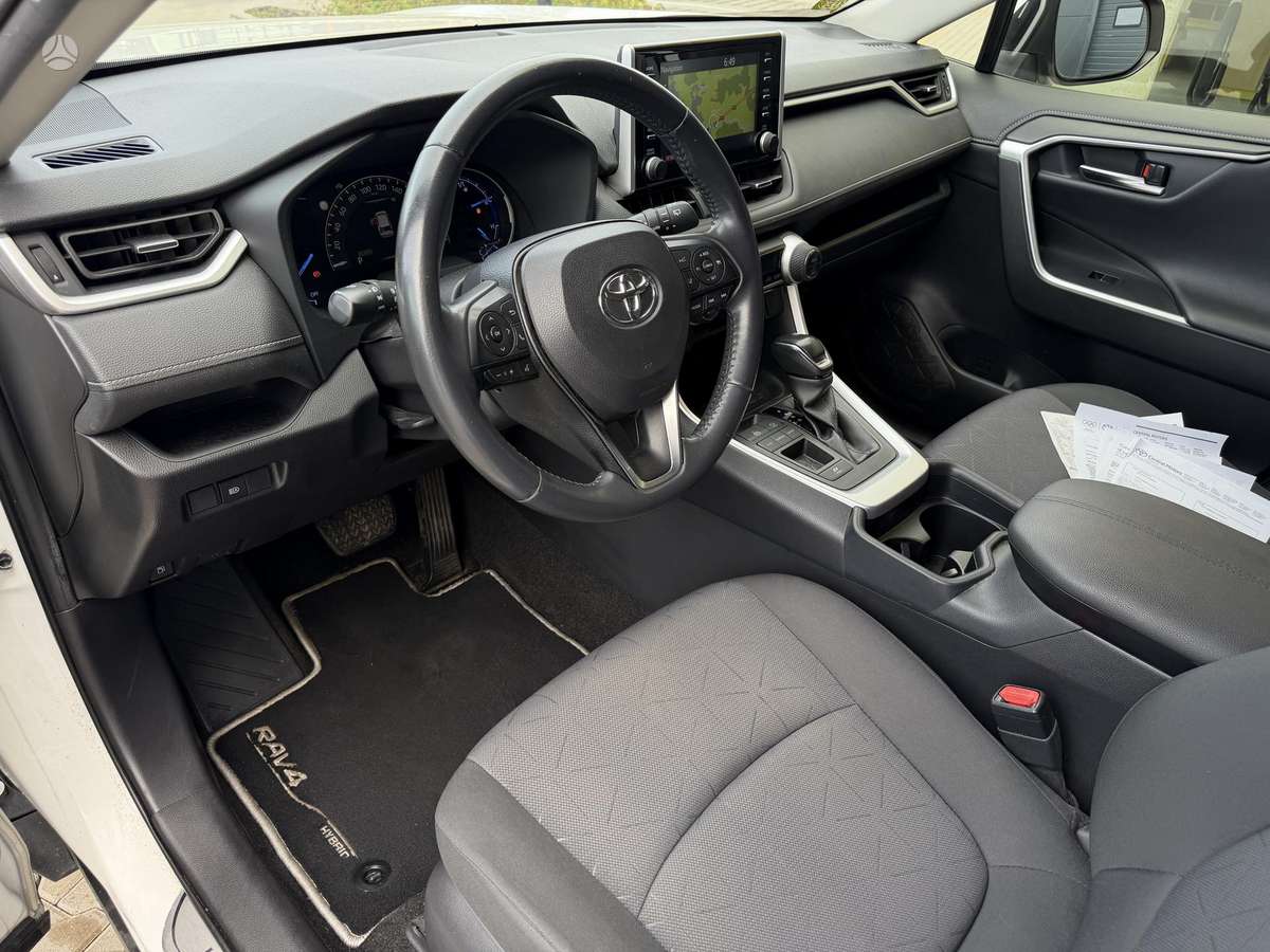 Toyota RAV4 - 7
