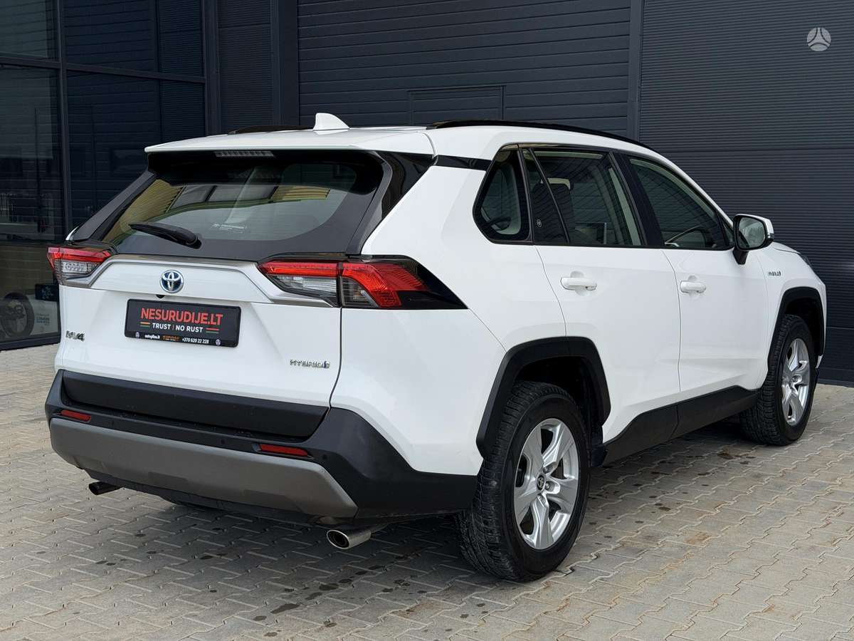 Toyota RAV4 - 4
