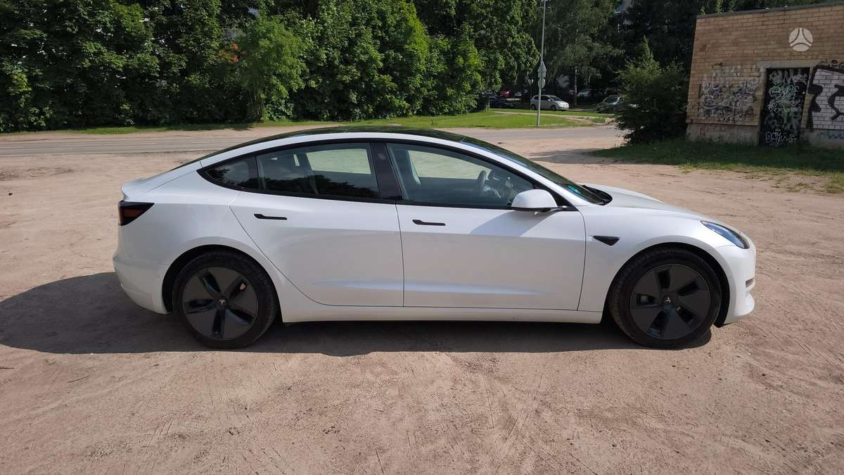 Tesla Model 3, 82 кВт·ч, Седан