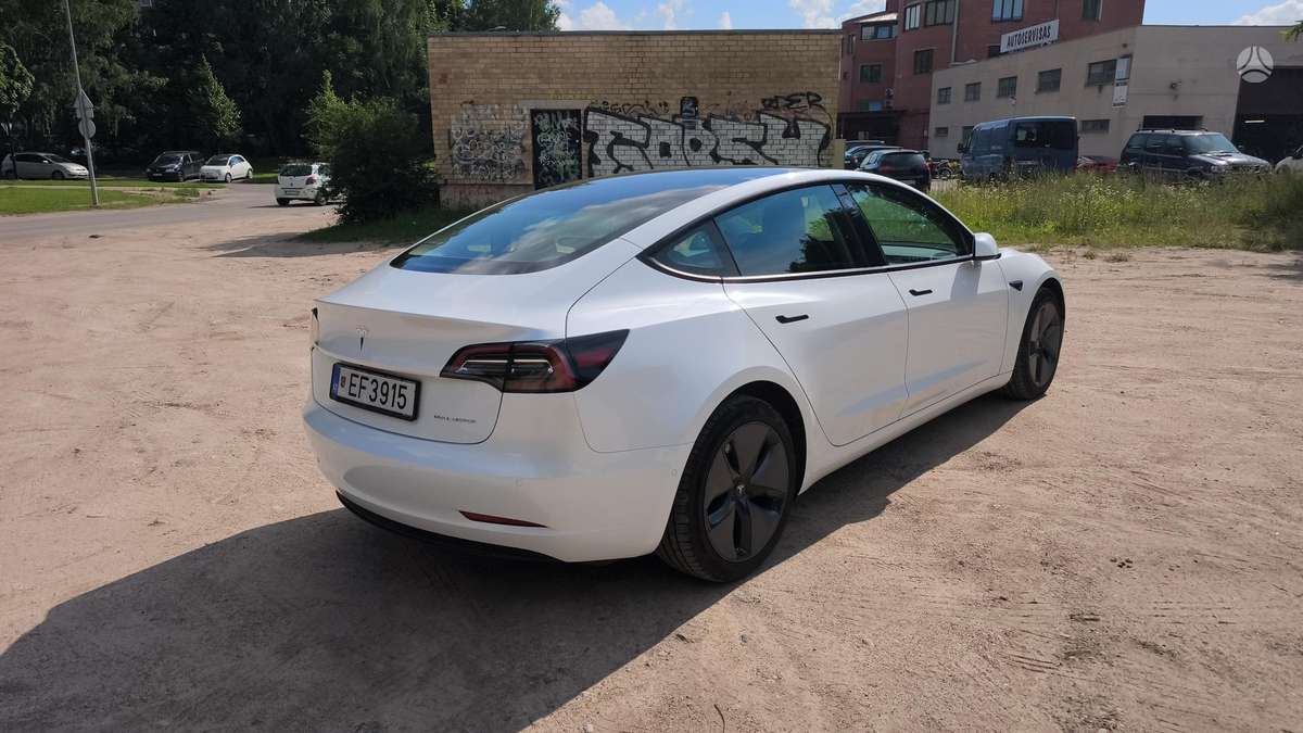 Tesla Model 3, 82 кВт·ч, Седан
