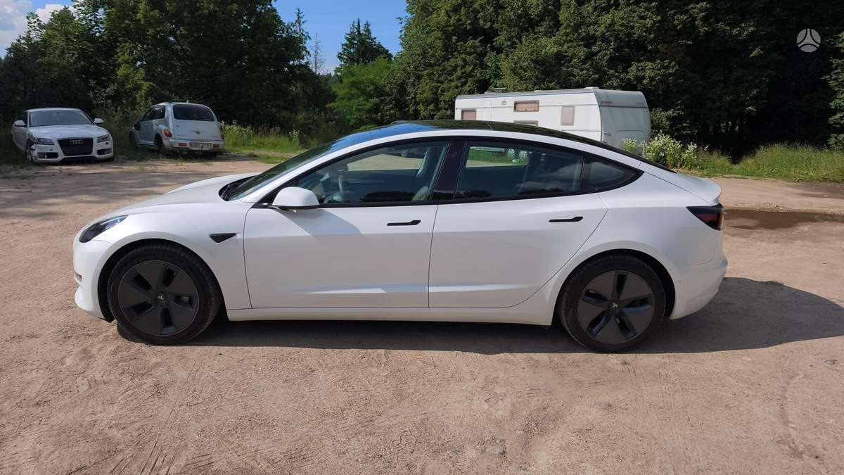 Tesla Model 3, 82 кВт·ч, Седан