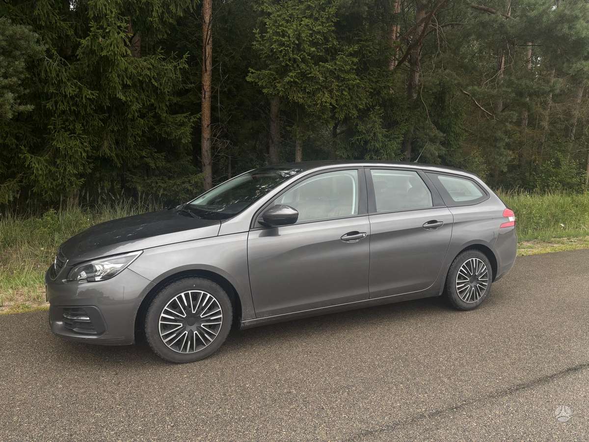 Peugeot 308 - 1