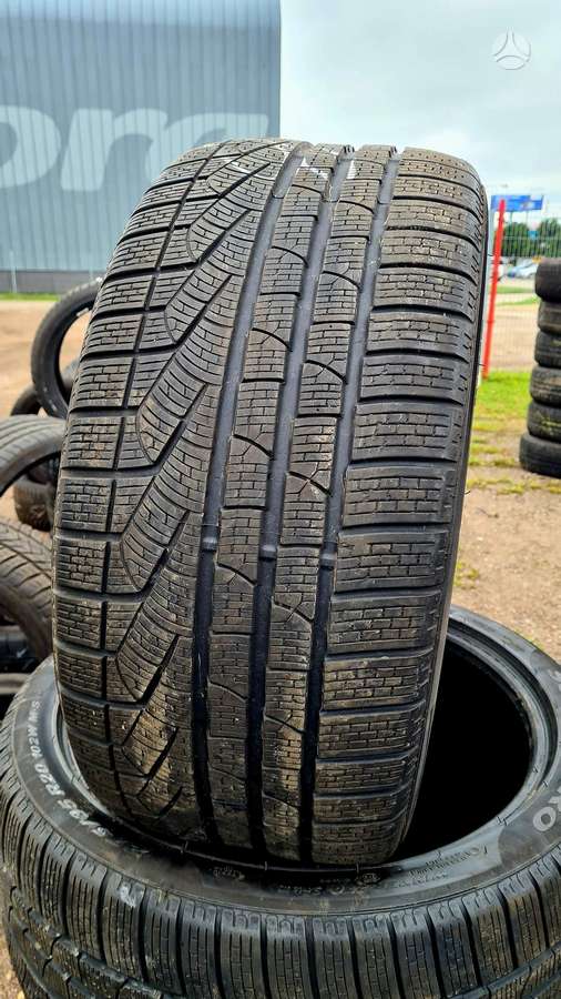 Pirelli Winter Sottozero, winter 275/35 R20