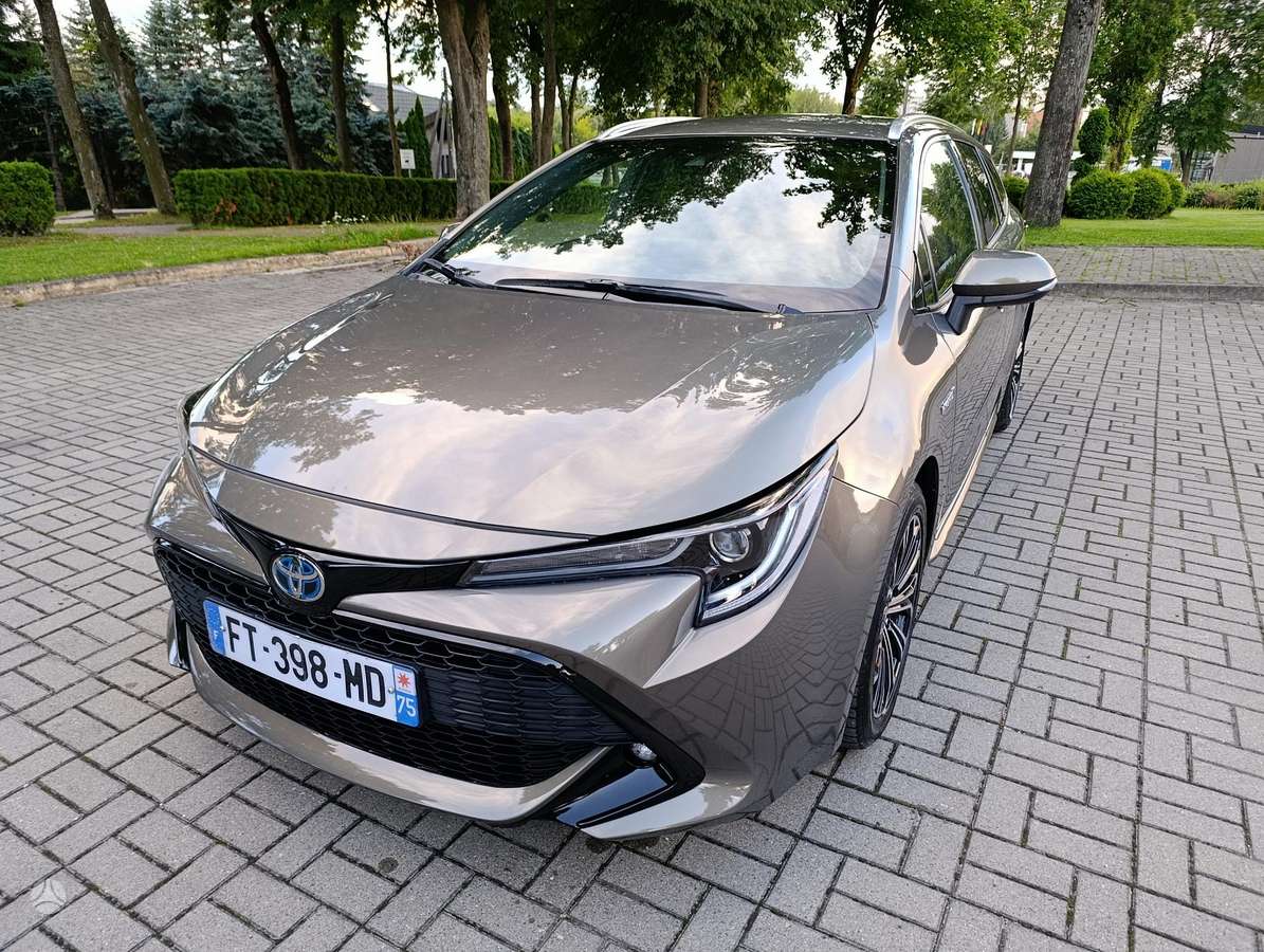 Toyota Corolla - 1