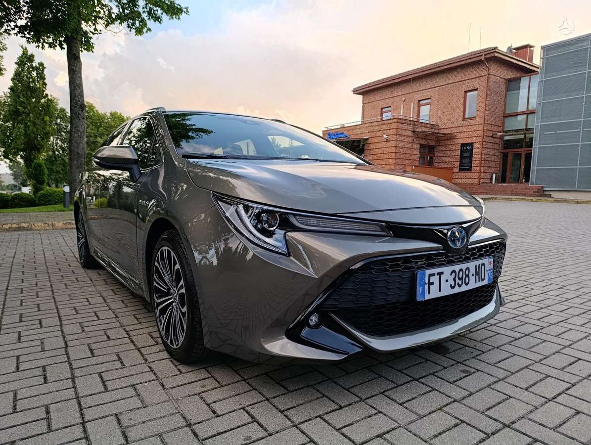 Toyota Corolla - 12