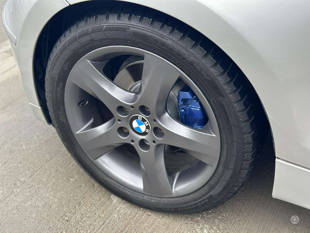 BMW 120, Хэтчбек