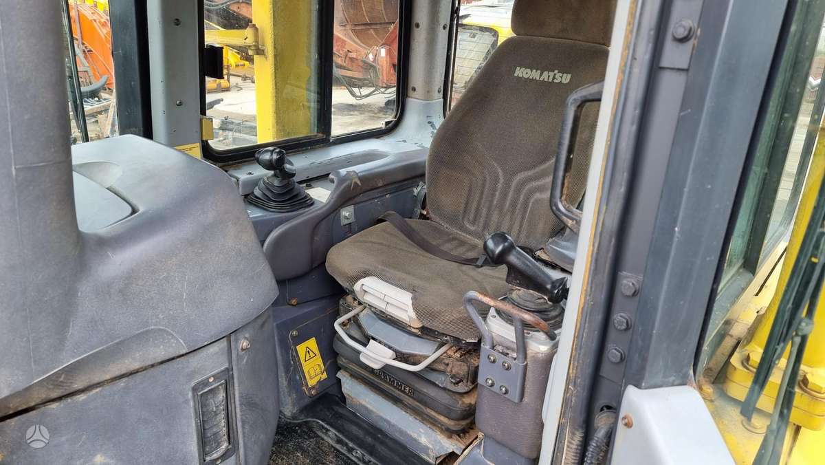 Komatsu D 61 PX-15 E0, buldozeriai